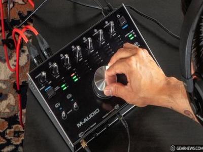 M-Track 8X4M 8-In/4-Out 24/192 USB Audio/MIDI Interface